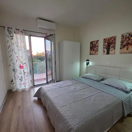 Vibes - Casa Vasilis Apartament *